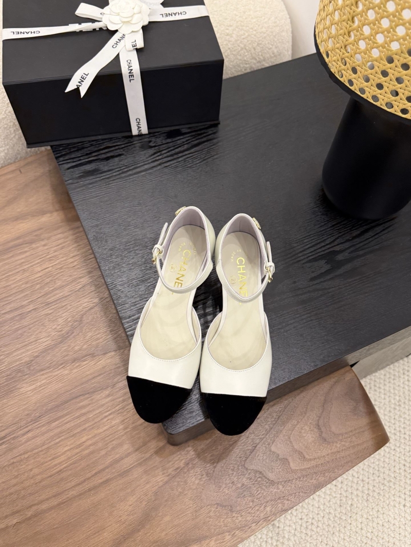 Ch**el heeled shoes